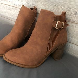 Lucita brown buckle booties!